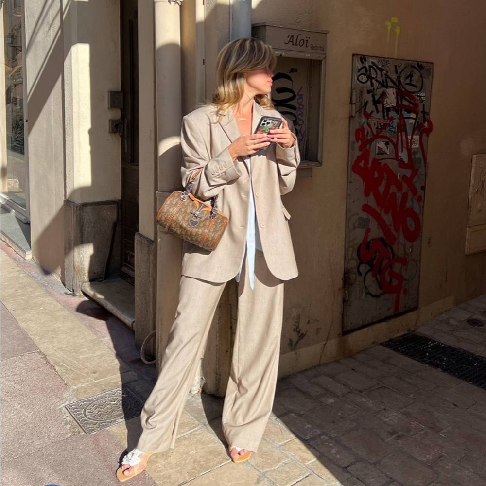 Djerf Avenue Favorite Pants Oat